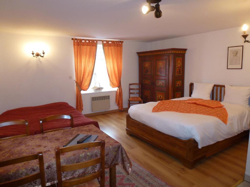 La Cour Du Bailli Suites & Spa Берґайм Номер фото